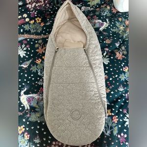 Bugaboo Universal stroller newborn inlay